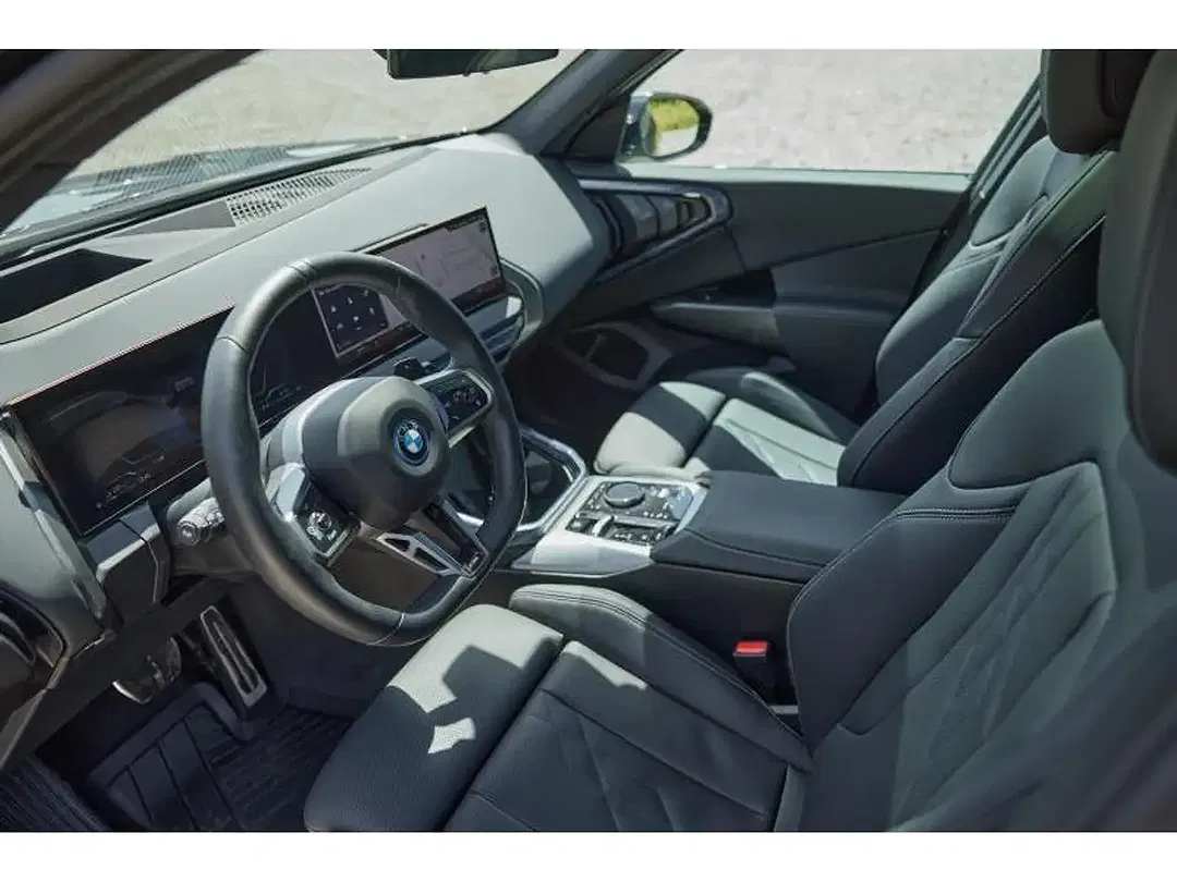 BMW X3 - Thumbnail 6