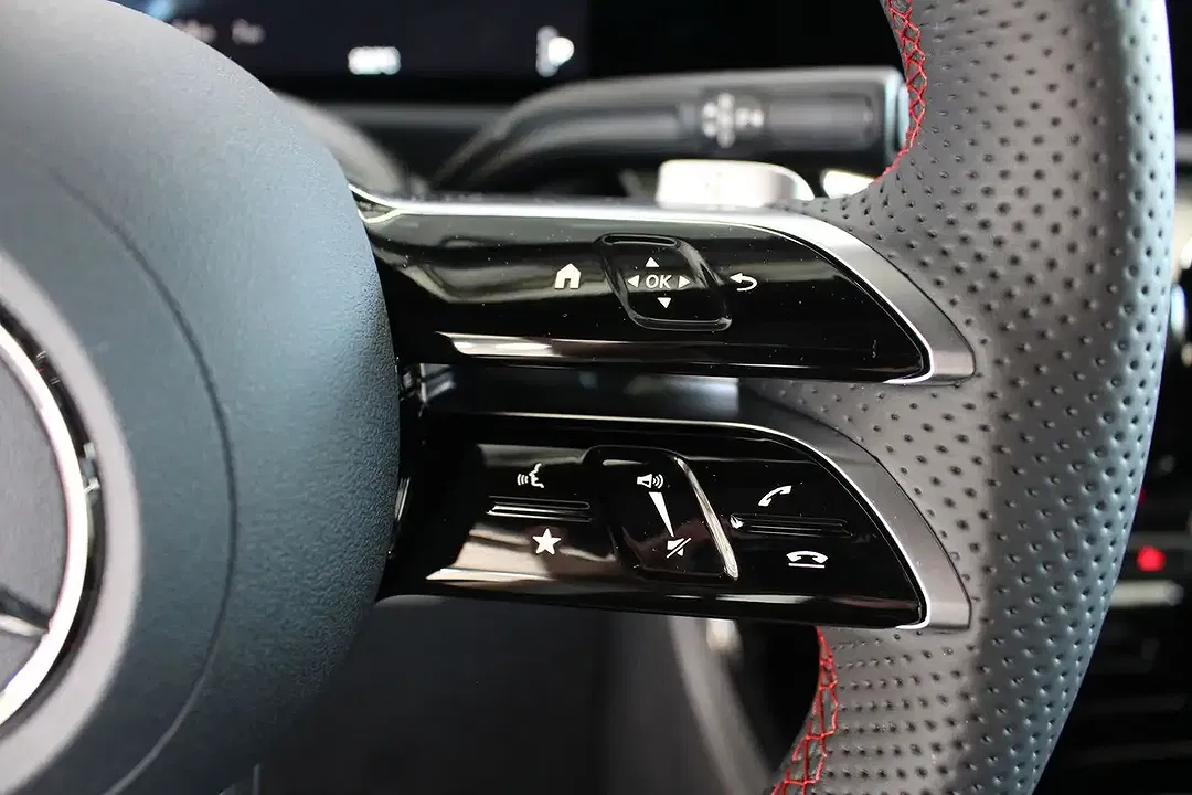 Mercedes-Benz A 200 - Thumbnail 13