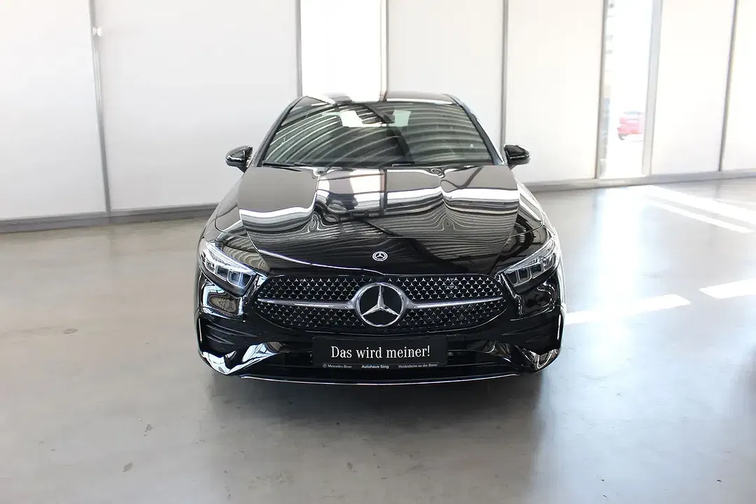 Mercedes-Benz A 200 - Thumbnail 2