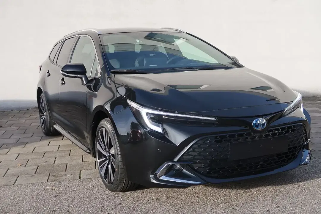 Toyota Corolla - Thumbnail 7