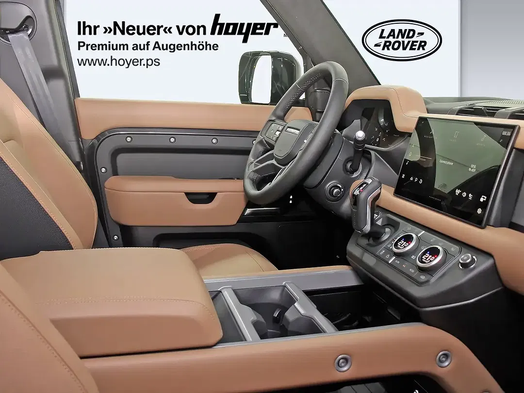 Land Rover Defender - Thumbnail 4