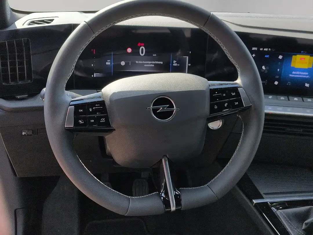 Opel Astra - Thumbnail 6