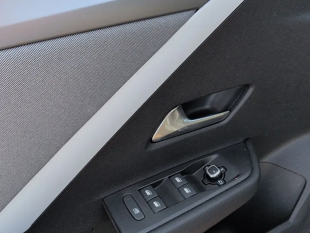 Opel Astra - Thumbnail 8