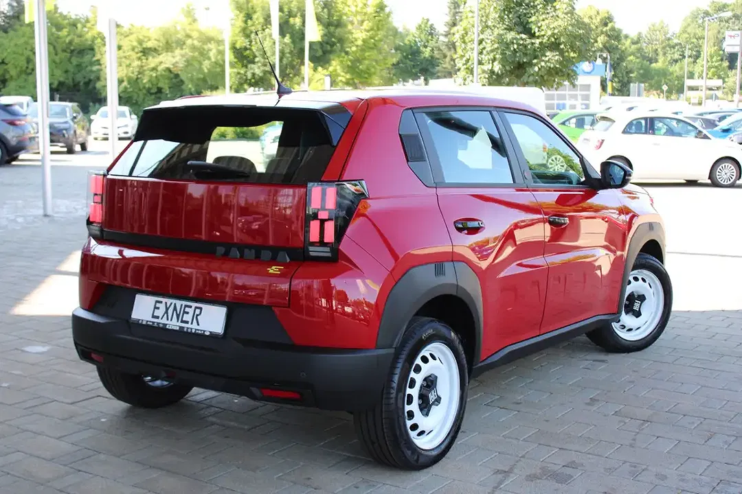 Fiat Grande Panda - Thumbnail 2