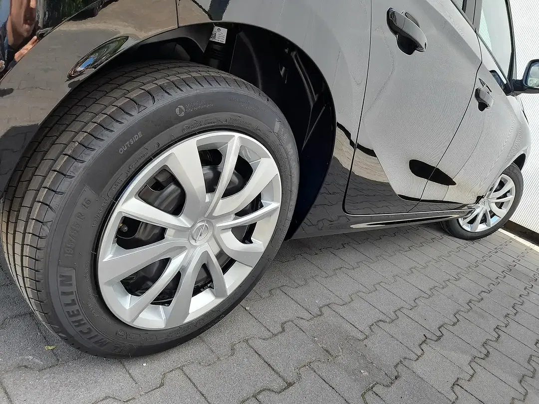 Opel Corsa - Thumbnail 12