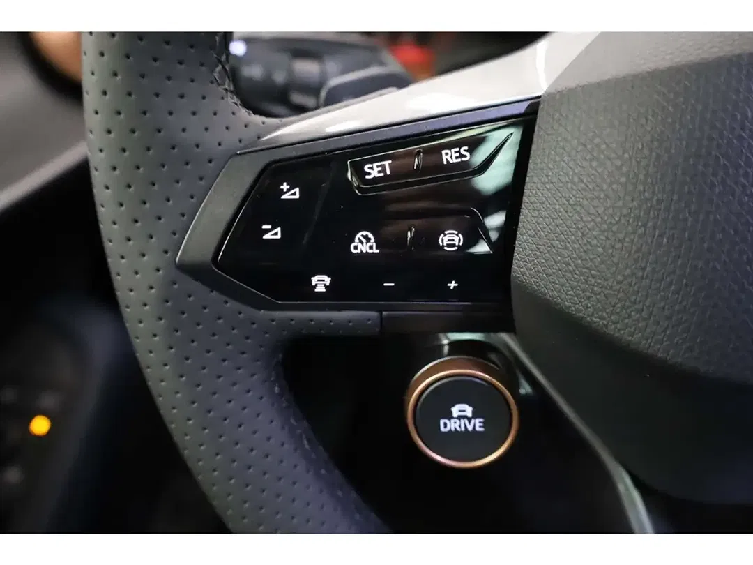 CUPRA Tavascan - Thumbnail 9