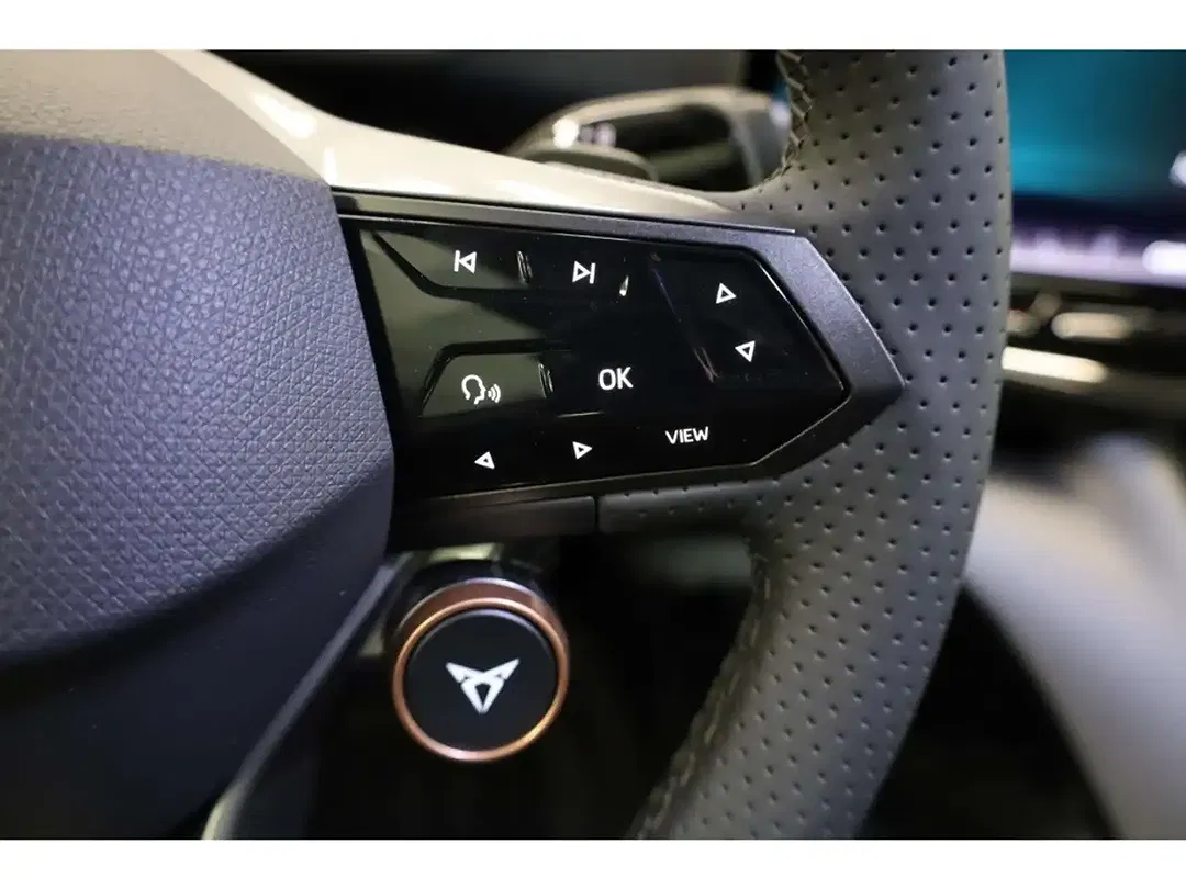 CUPRA Tavascan - Thumbnail 10