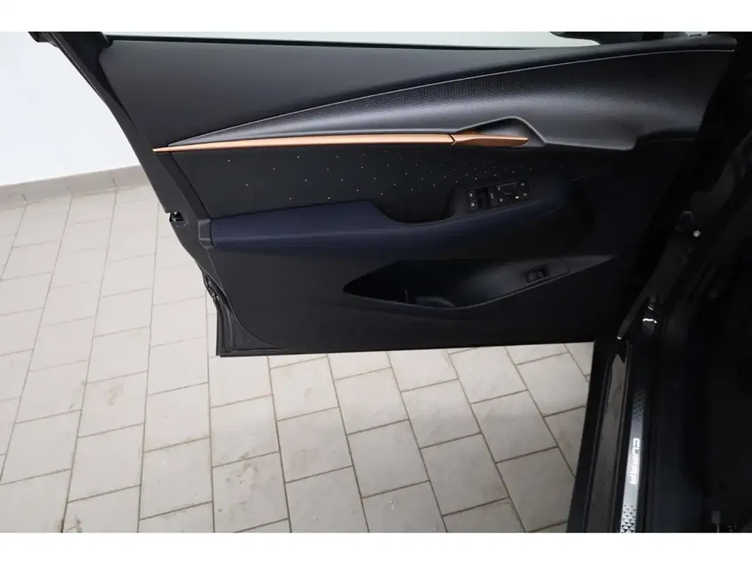 CUPRA Tavascan - Thumbnail 13