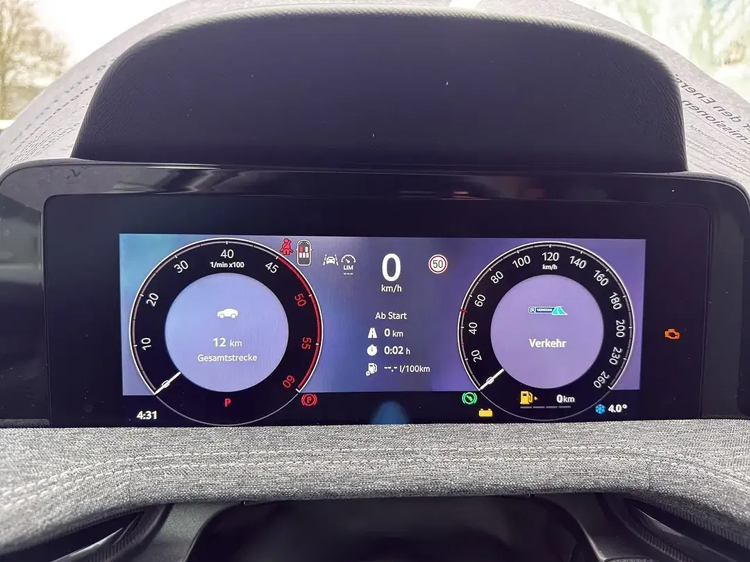 Skoda Superb - Thumbnail 10