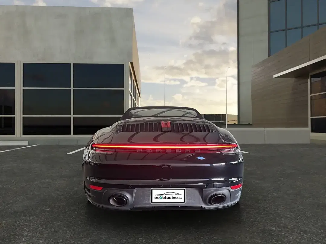 Porsche 992 - Thumbnail 4