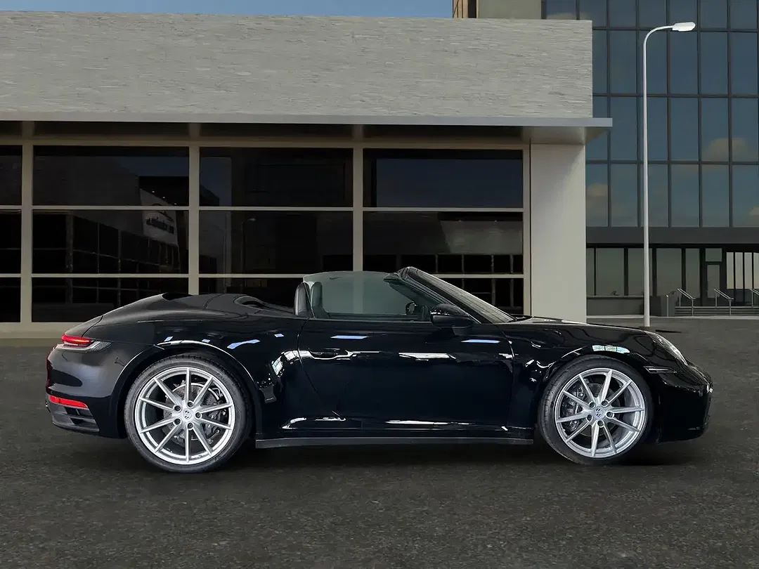 Porsche 992 - Thumbnail 7