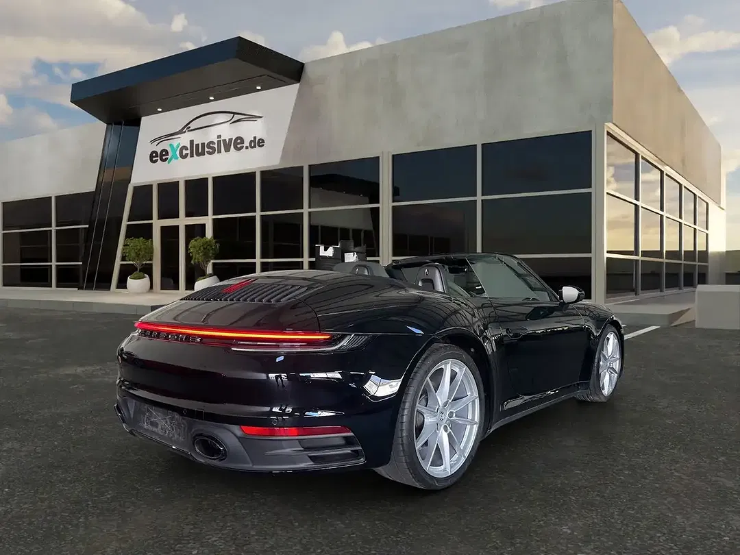 Porsche 992 - Thumbnail 8
