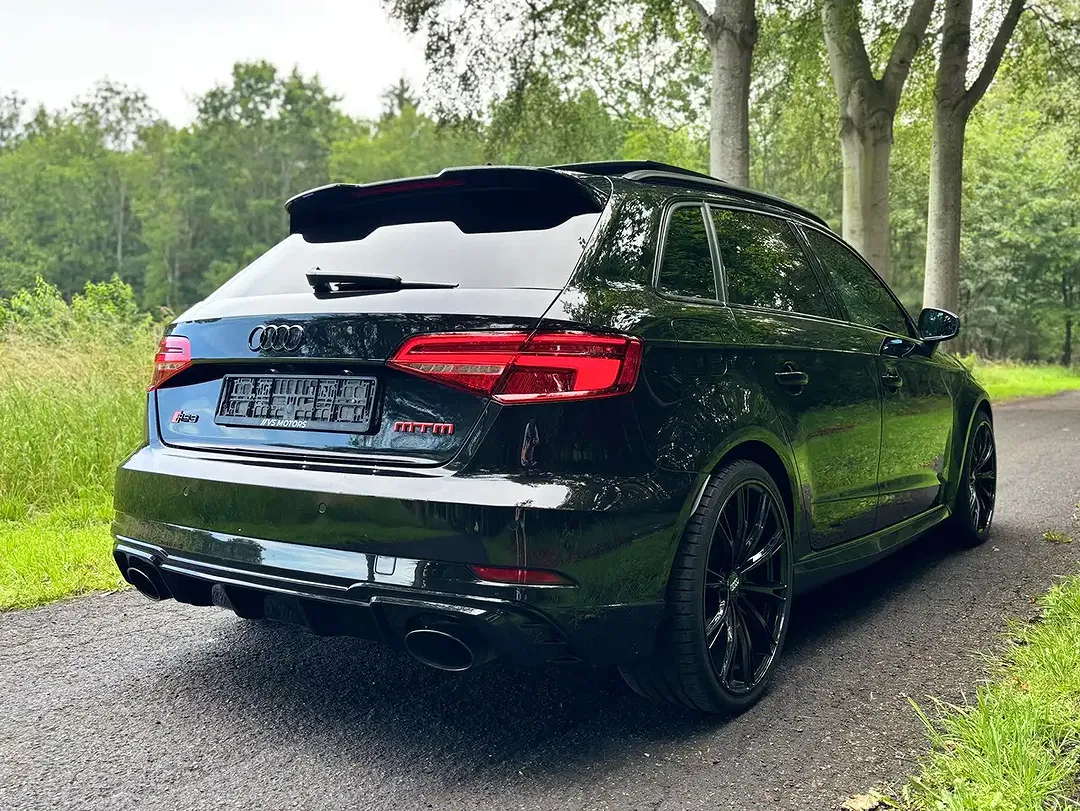 Audi RS3 - Thumbnail 4