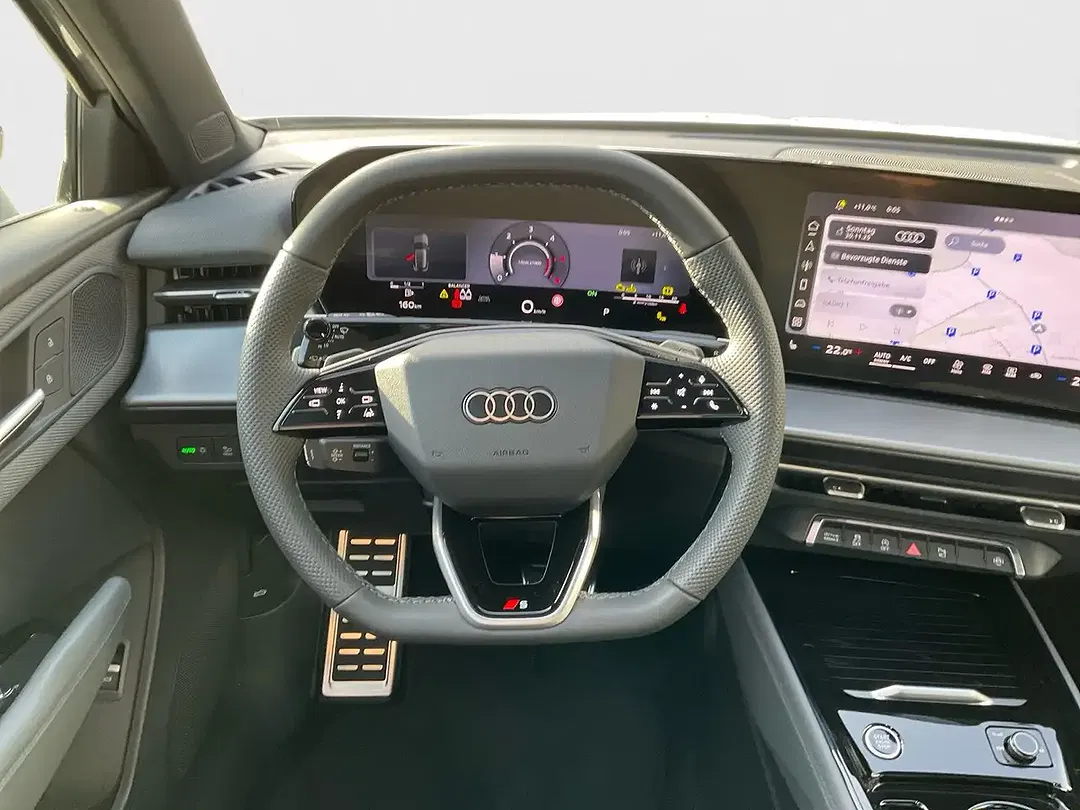 Audi Q3 - Thumbnail 11