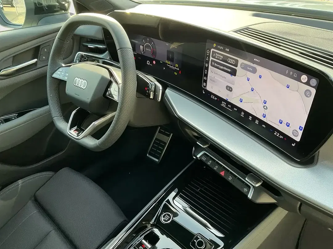 Audi Q3 - Thumbnail 15