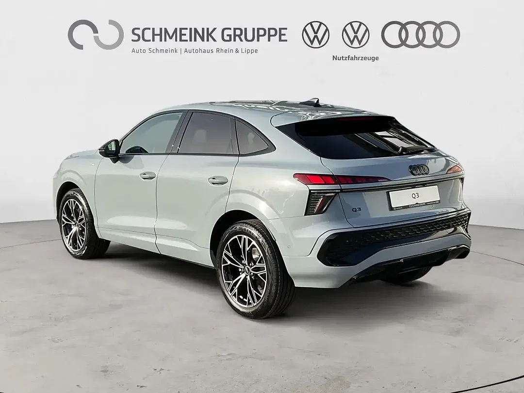 Audi Q3 - Thumbnail 3