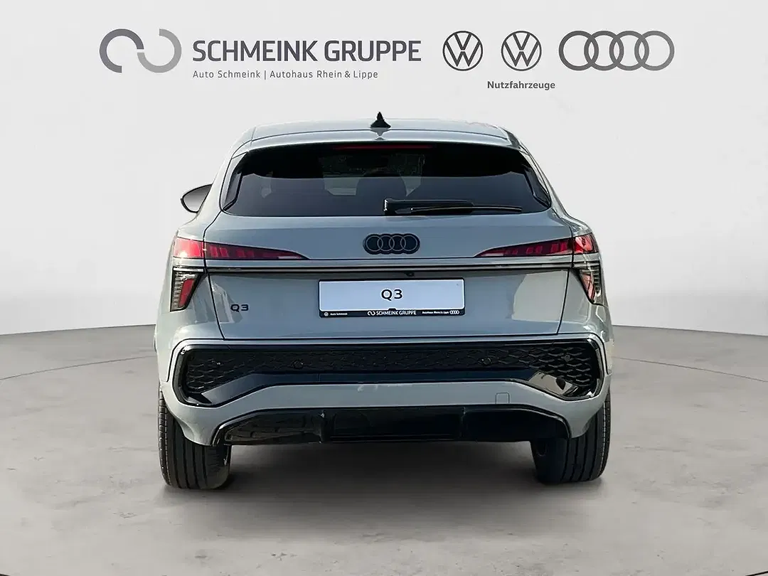 Audi Q3 - Thumbnail 4