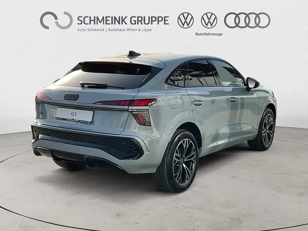 Audi Q3 - Thumbnail 5