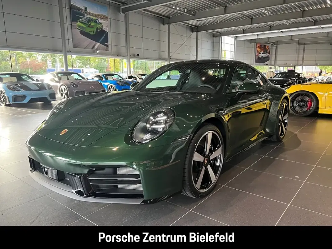Porsche 992 - Thumbnail 1