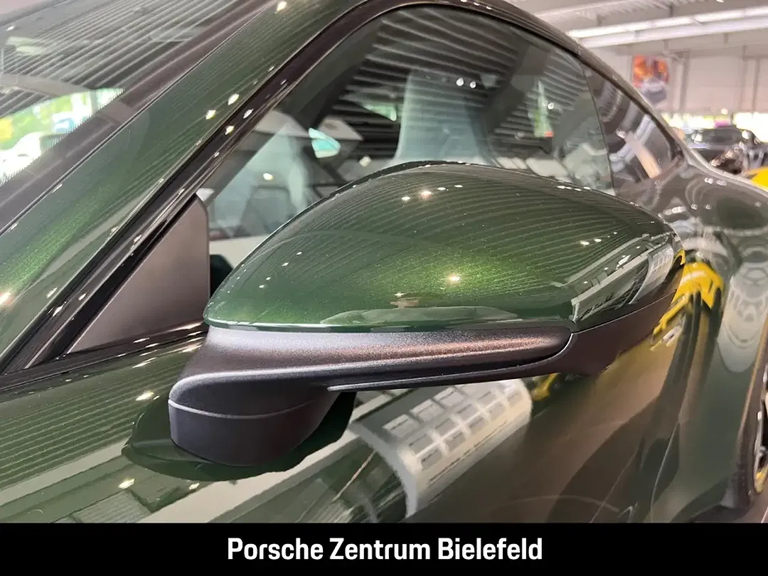 Porsche 992 - Thumbnail 12