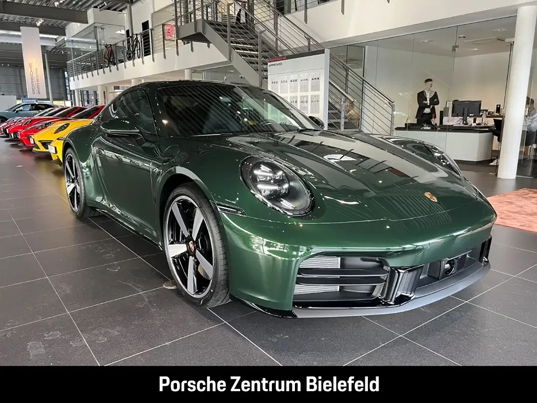 Porsche 992 - Thumbnail 8
