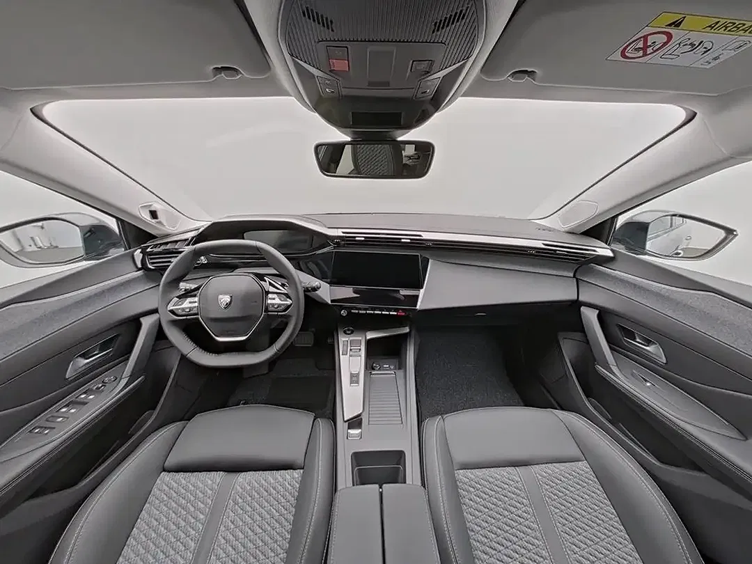 Peugeot 308 - Thumbnail 9