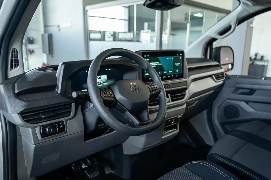 Volkswagen Transporter - Thumbnail 12