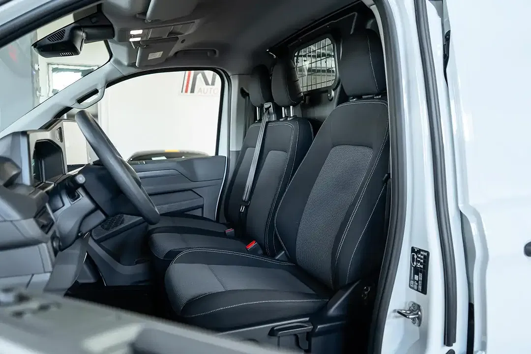 Volkswagen Transporter - Thumbnail 13
