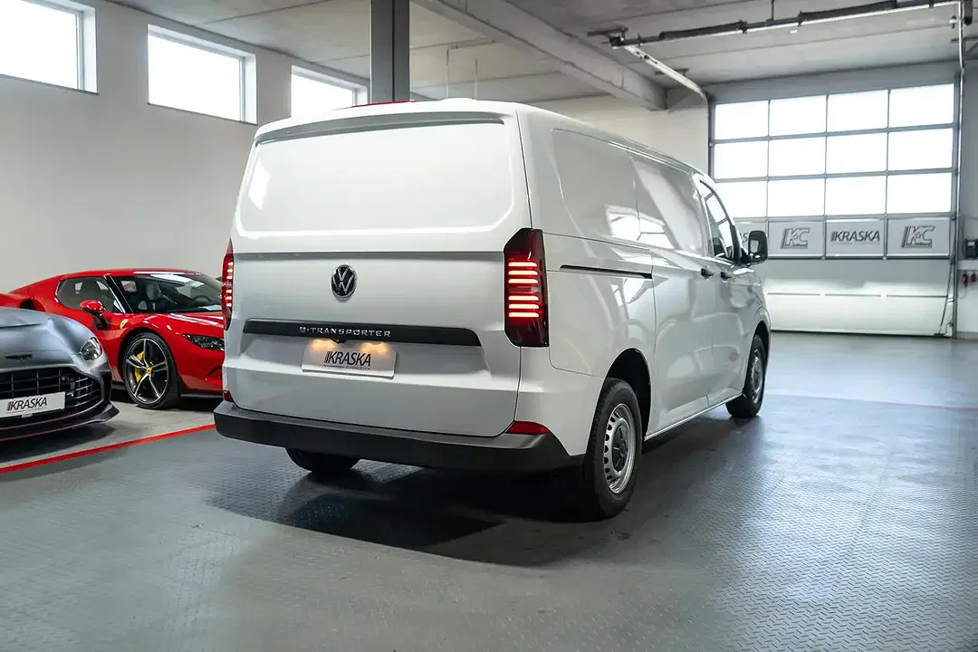 Volkswagen Transporter - Thumbnail 6