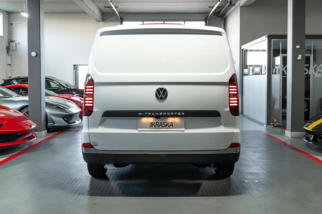 Volkswagen Transporter - Thumbnail 7