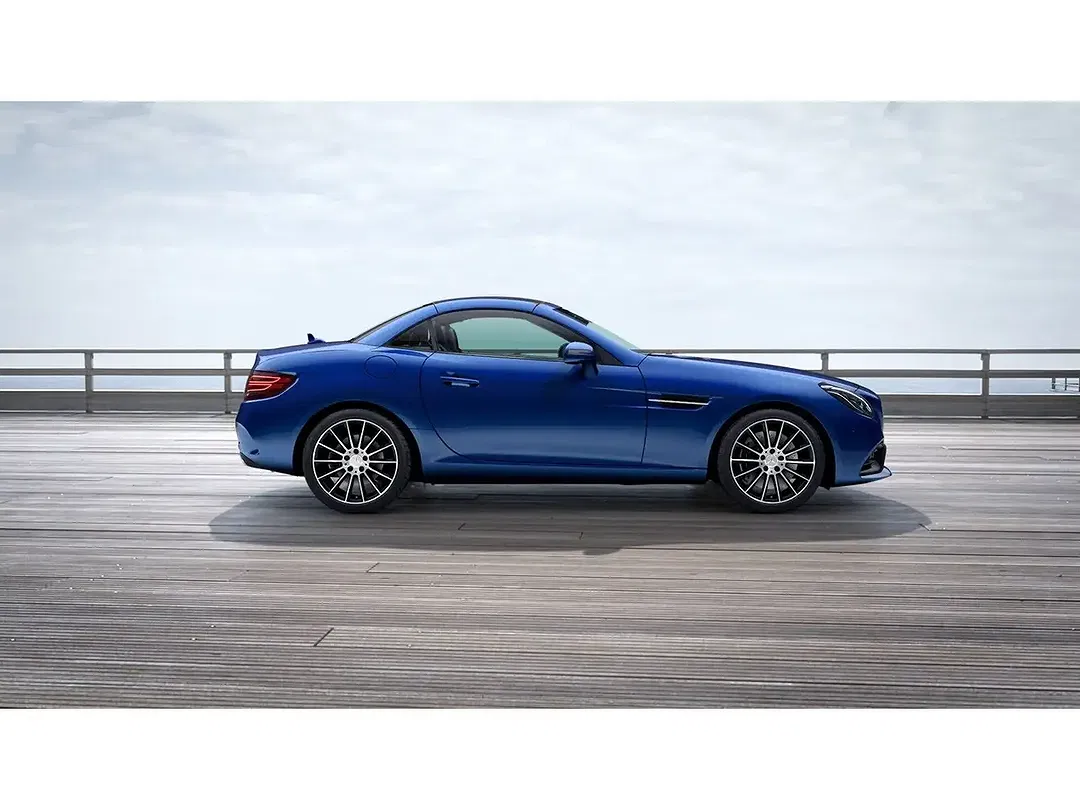 Mercedes-Benz SLC 300 - Thumbnail 12