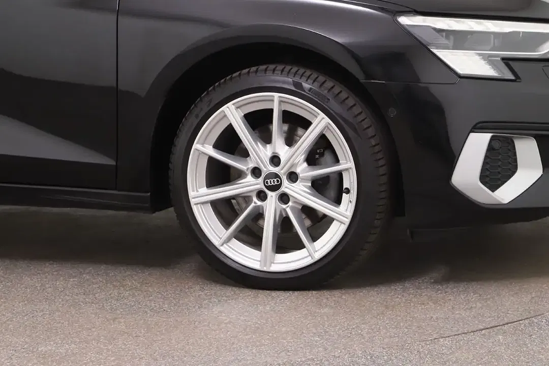 Audi A3 - Thumbnail 4