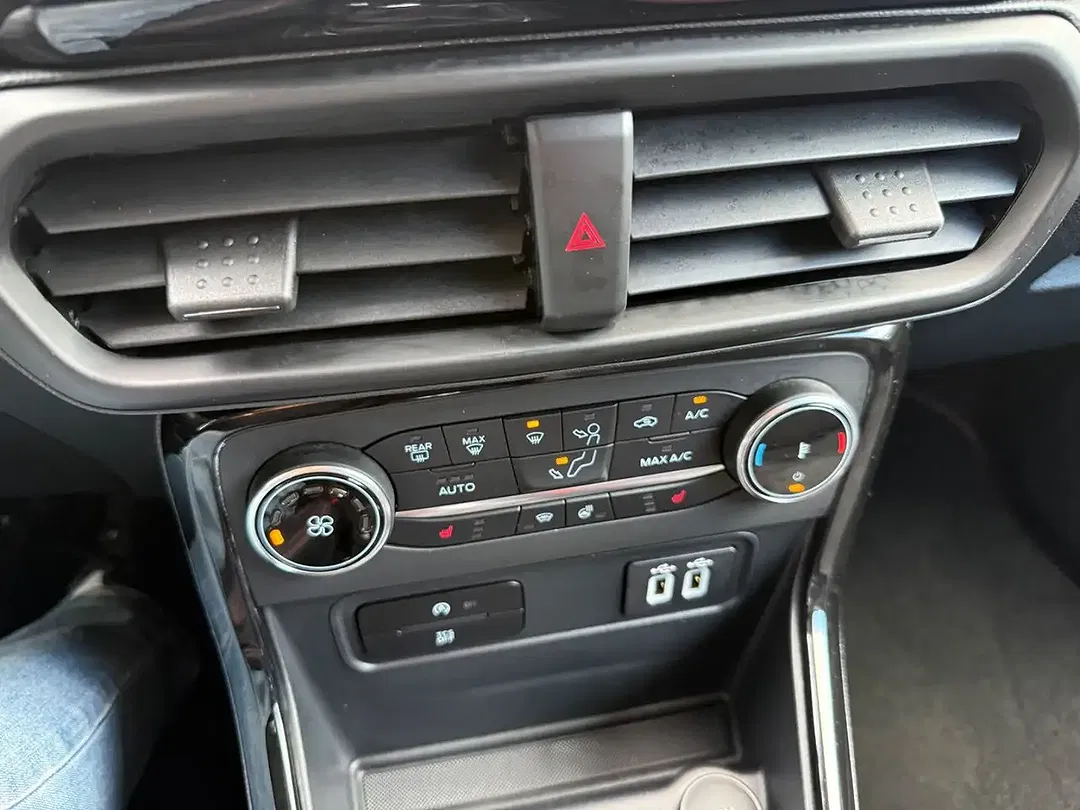 Ford EcoSport - Thumbnail 9