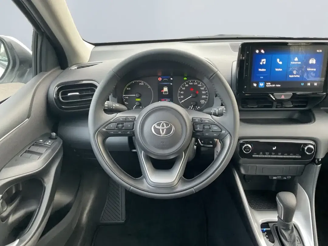 Toyota Yaris - Thumbnail 10