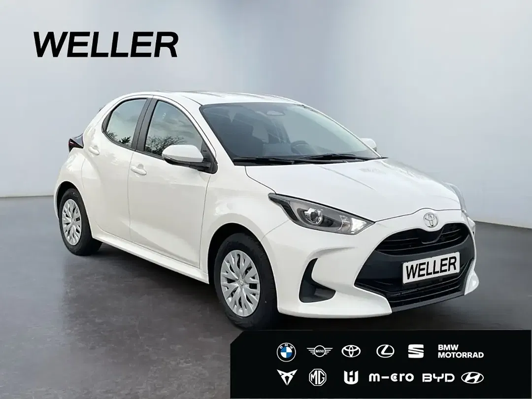 Toyota Yaris - Thumbnail 3
