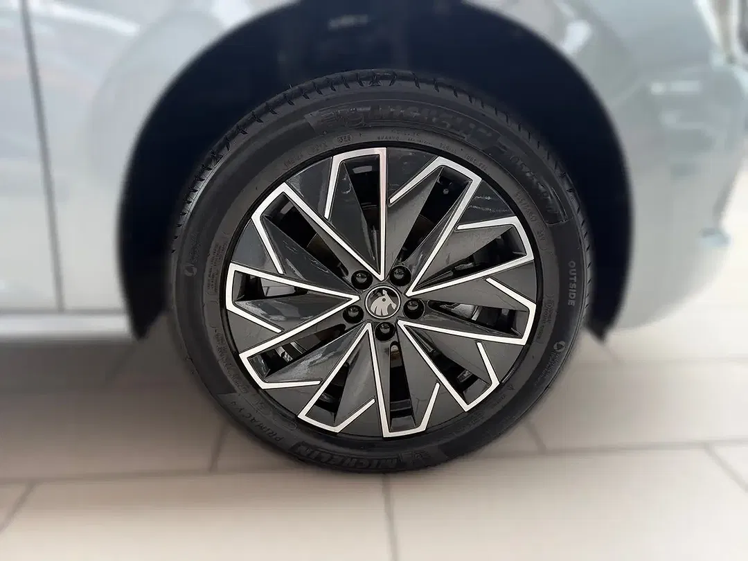 Skoda Kamiq - Thumbnail 5
