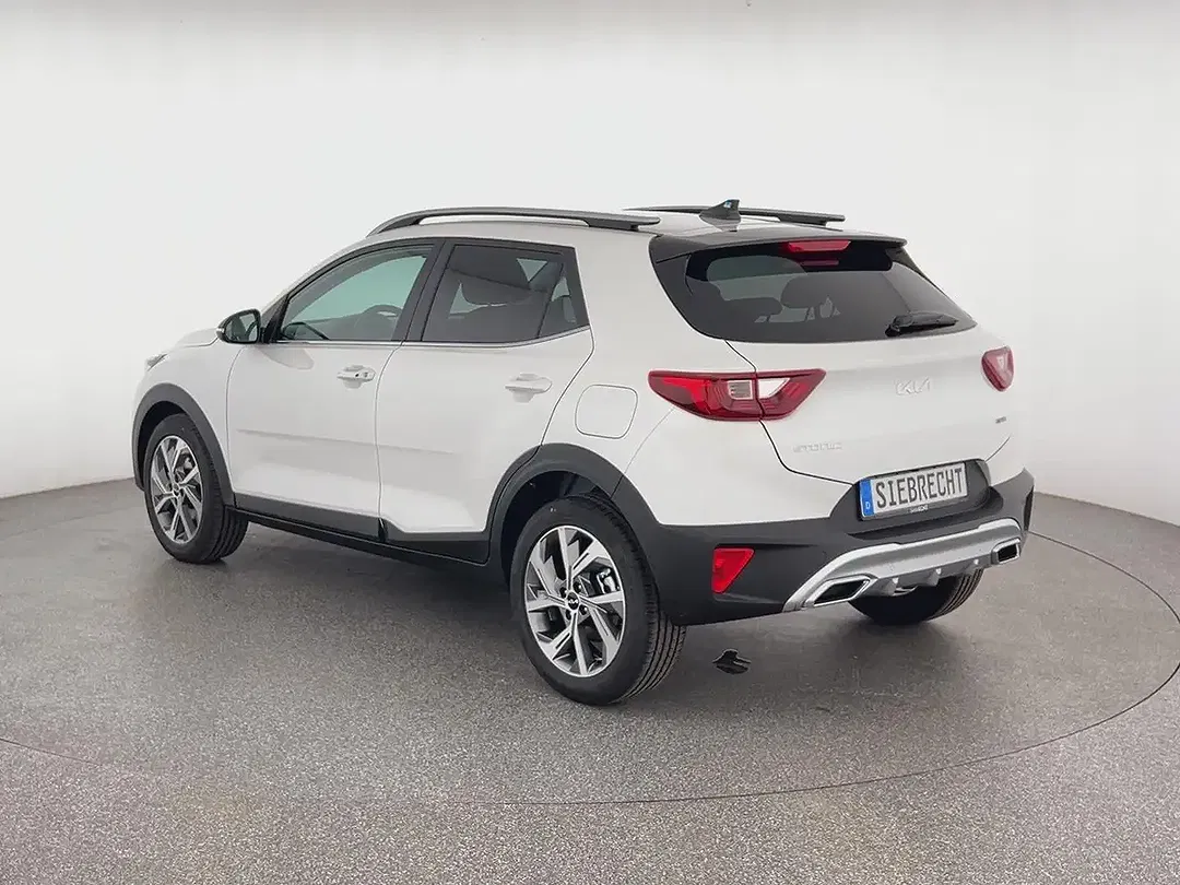 Kia Stonic - Thumbnail 4