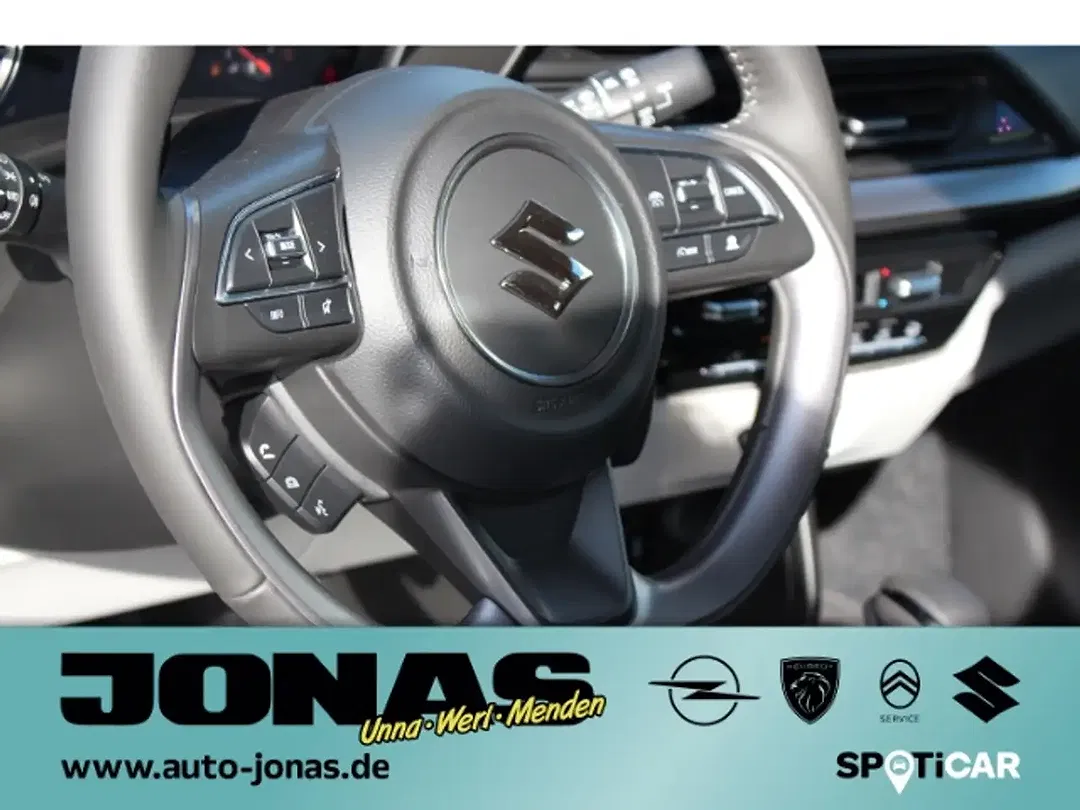 Suzuki Swift - Thumbnail 12