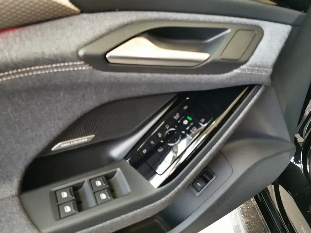 Audi A6 e-tron - Thumbnail 13