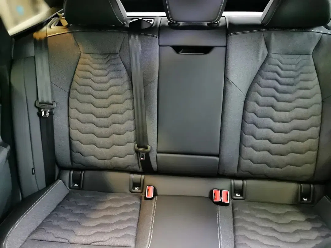 Audi A6 e-tron - Thumbnail 14