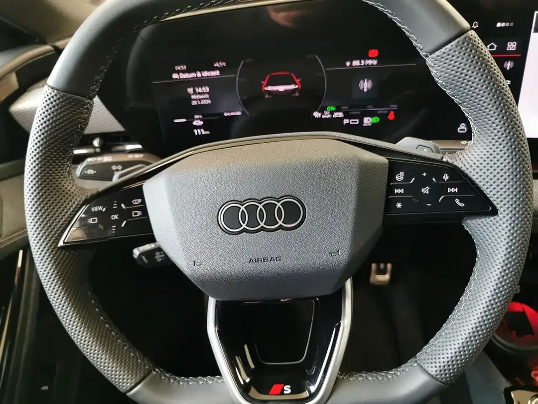Audi A6 e-tron - Thumbnail 8
