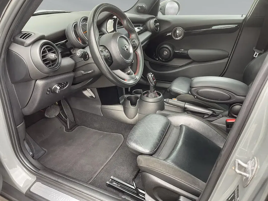 MINI Cooper S - Thumbnail 10
