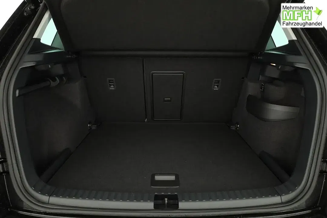 Skoda Karoq - Thumbnail 12