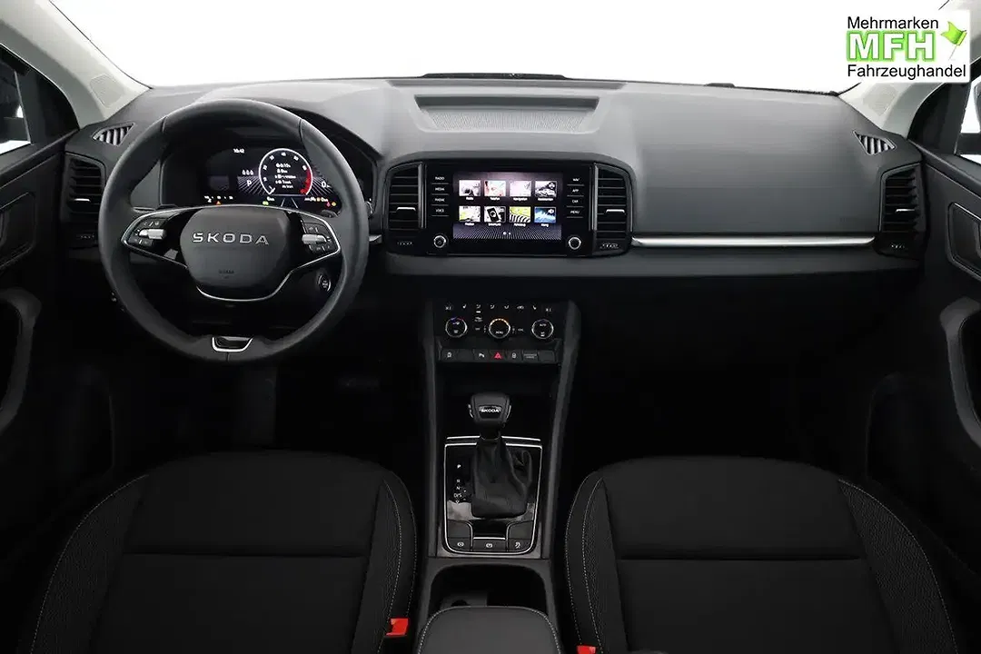Skoda Karoq - Thumbnail 4