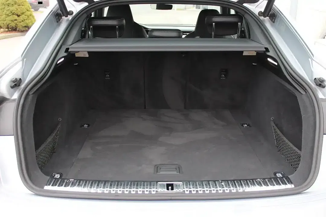 Audi e-tron - Thumbnail 11