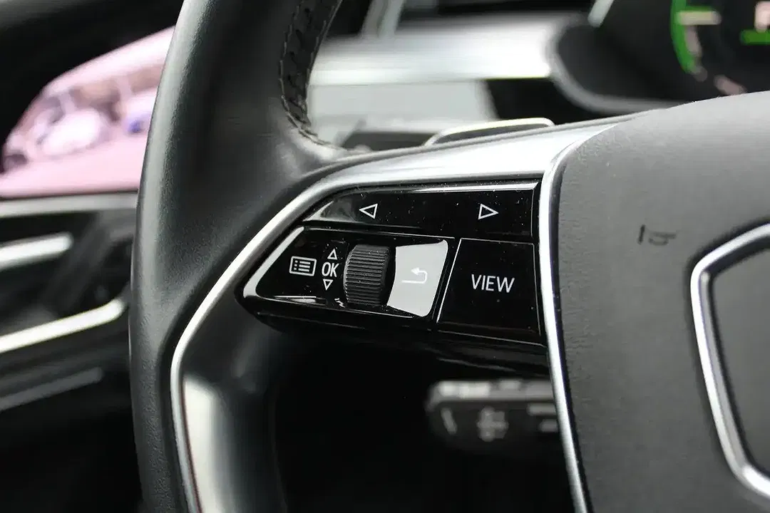 Audi e-tron - Thumbnail 18