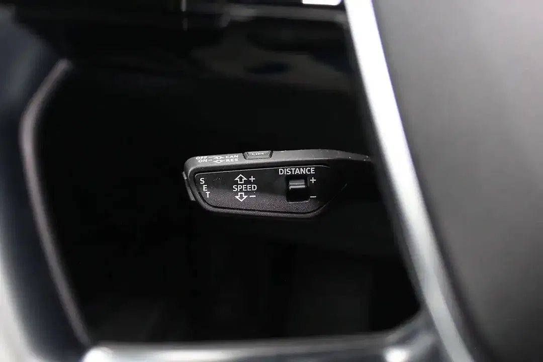 Audi e-tron - Thumbnail 19