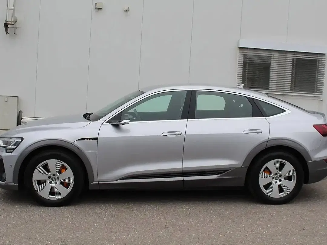 Audi e-tron - Thumbnail 4