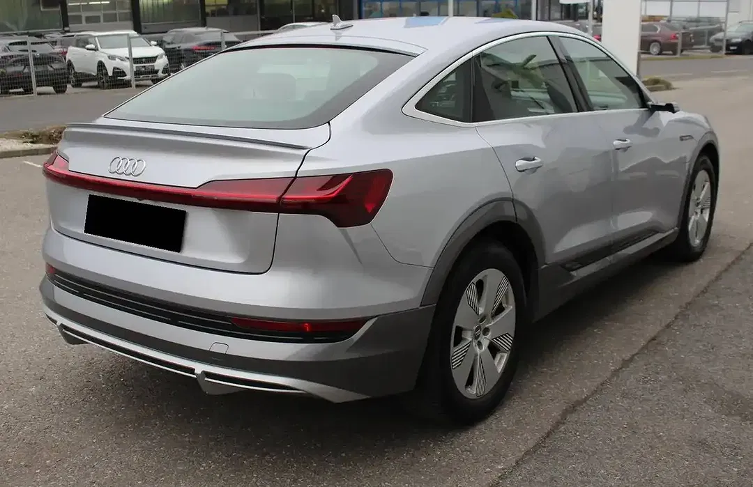 Audi e-tron - Thumbnail 7