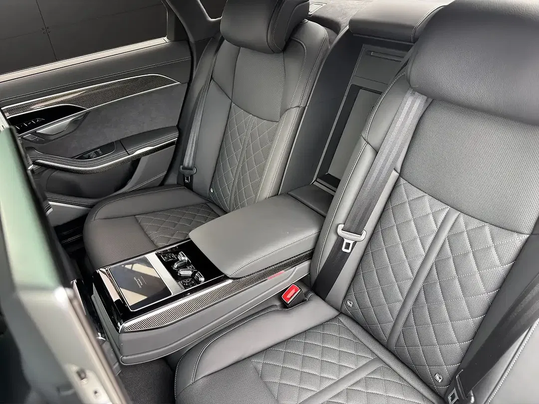 Audi S8 - Thumbnail 12